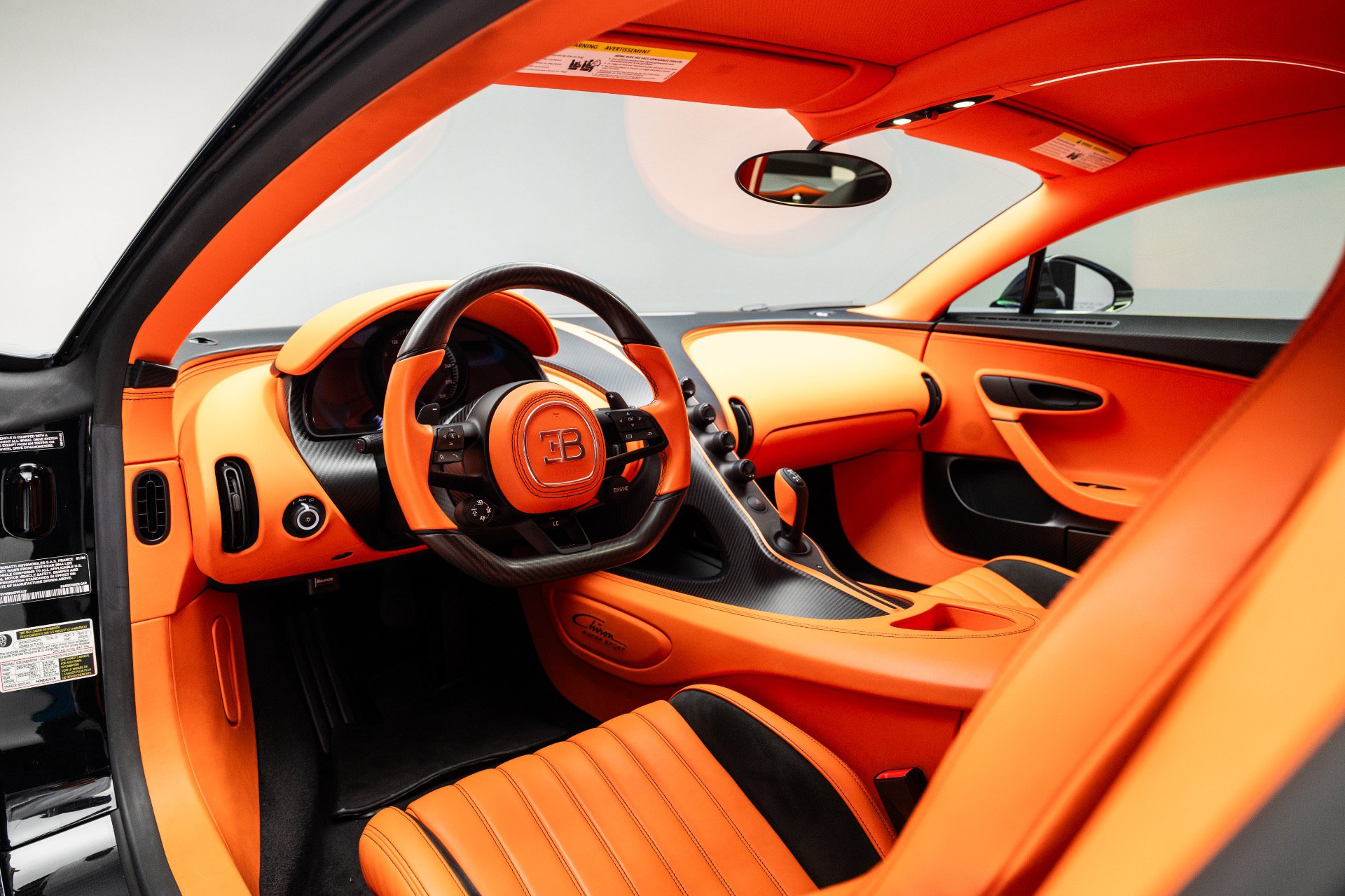 Used 2024 Bugatti Chiron Super Sport AWD/4WD image 16