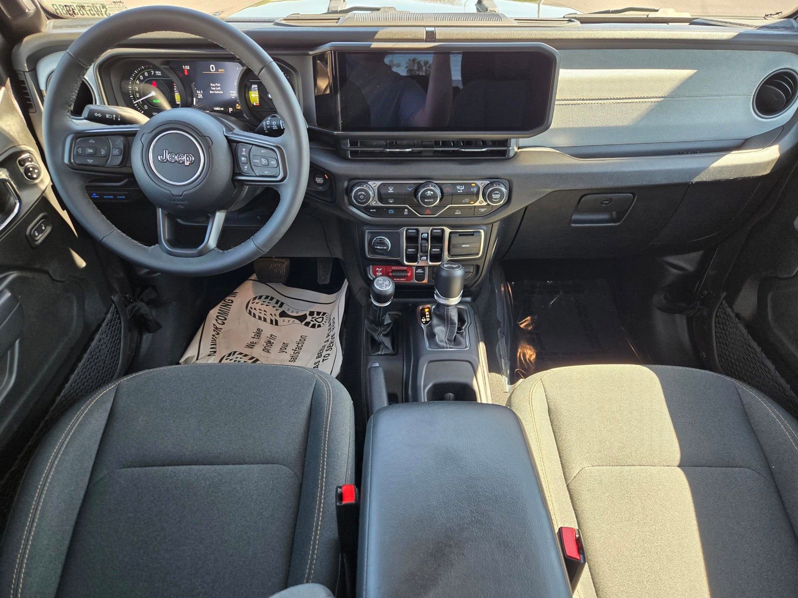 Used 2025 Jeep Wrangler Unlimited Sport S 4xe image 12