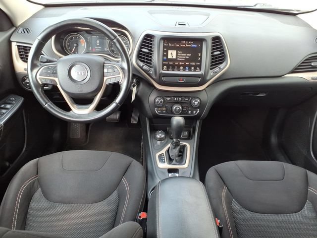 Used 2016 Jeep Cherokee 75th Anniversary AWD/4WD image 18