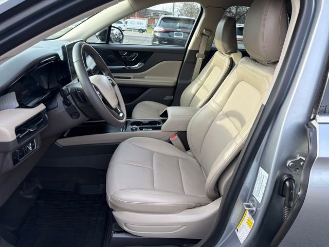 Certified 2024 Lincoln Corsair AWD w/ Equipment Group 101A image 13