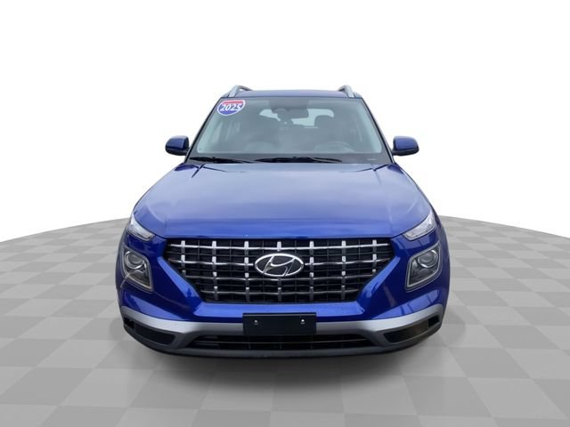 Used 2025 Hyundai Venue SEL FWD image 5