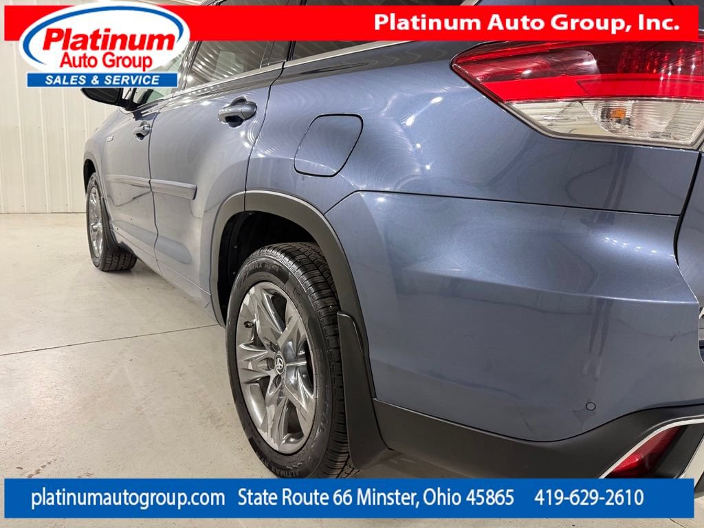 Used 2019 Toyota Highlander Limited Platinum AWD/4WD image 48