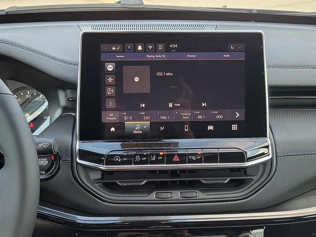 New 2026 Jeep Compass Limited image 10