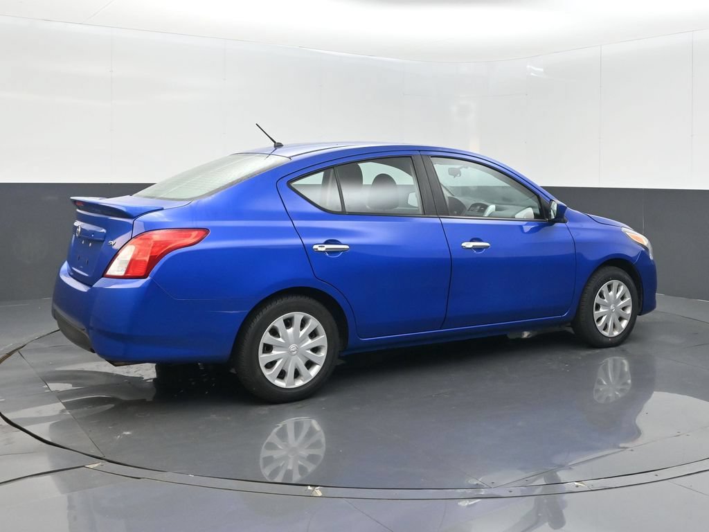 Used 2017 Nissan Versa SV FWD image 8