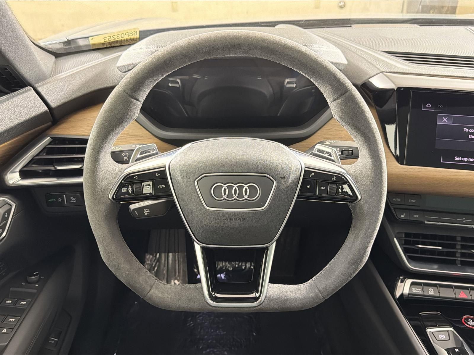 Used 2023 Audi e-tron GT Premium Plus image 11
