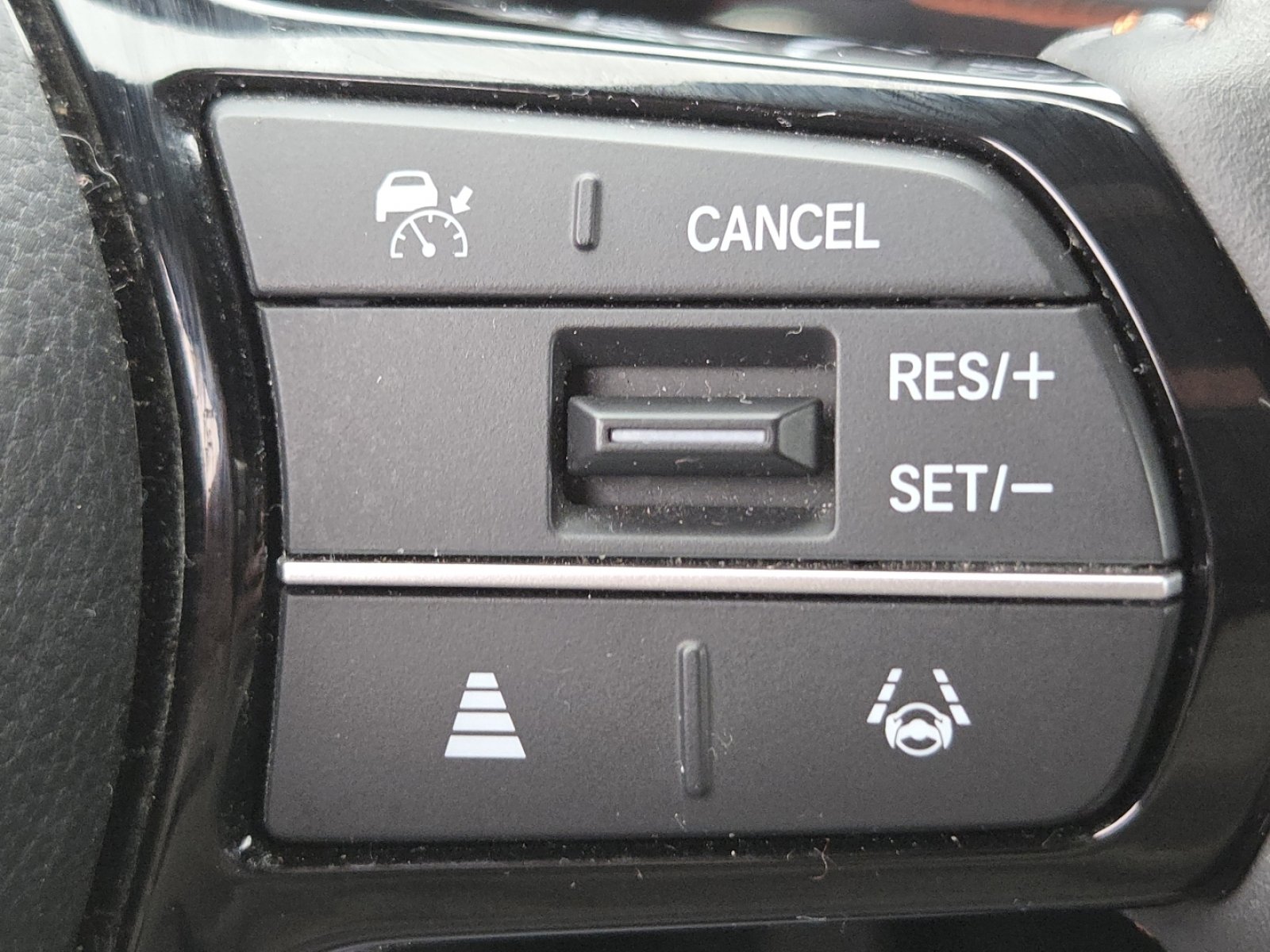 Certified 2024 Honda HR-V Sport image 30