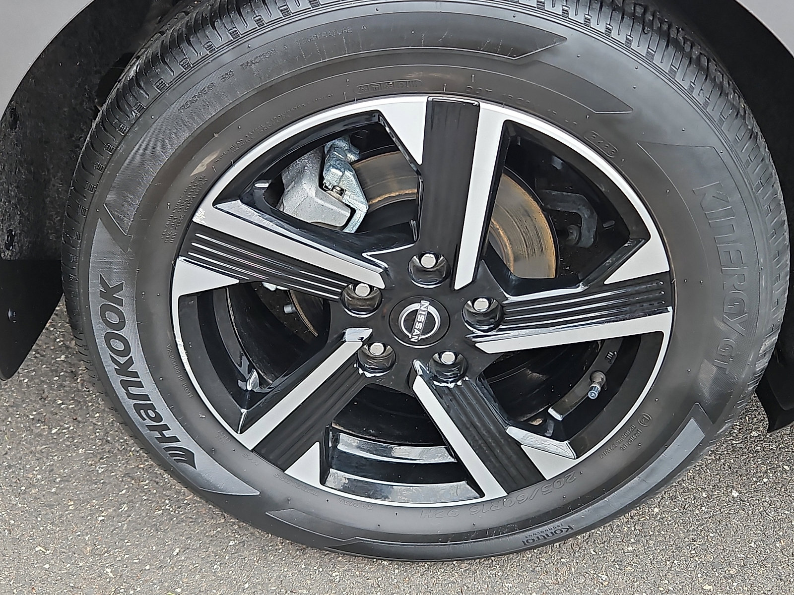 Certified 2024 Nissan Sentra SV w/ All-Weather Package image 8