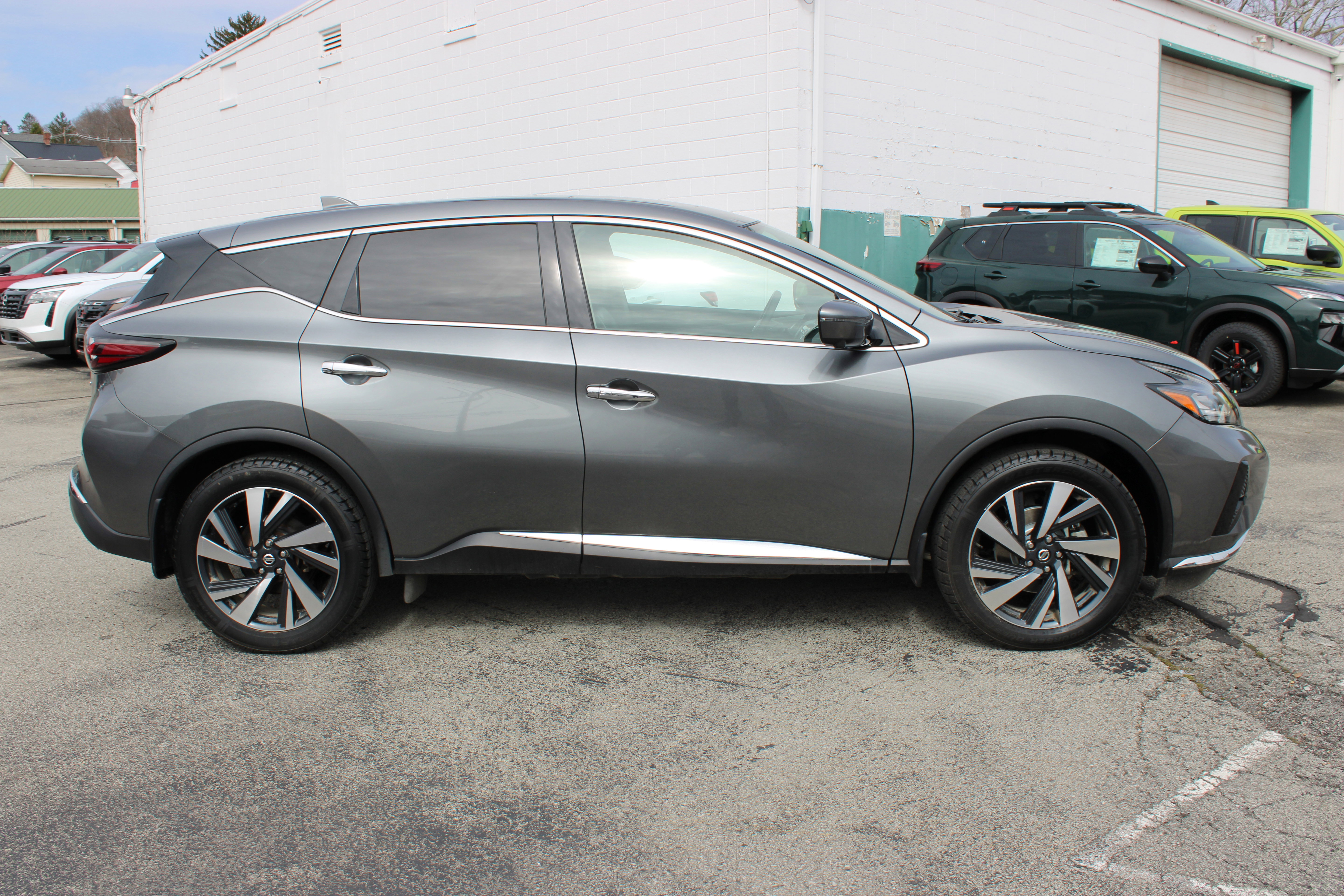 Certified 2022 Nissan Murano SL w/ SL Moonroof Package AWD/4WD image 8