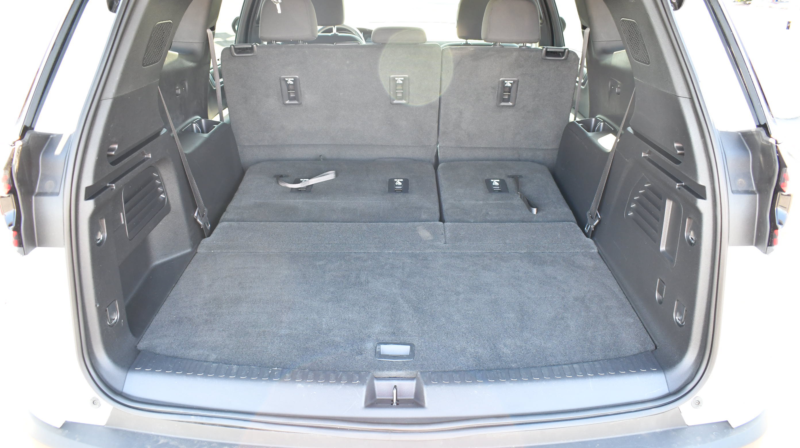 Used 2025 GMC Acadia Elevation AWD/4WD image 17