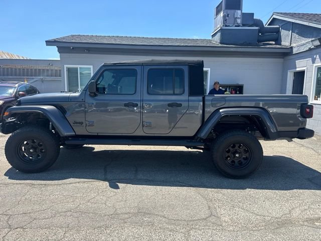 Used 2022 Jeep Gladiator Sport AWD/4WD image 8