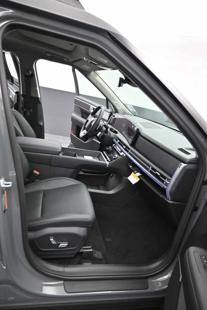 New 2027 Hyundai Santa Fe Limited AWD/4WD image 16