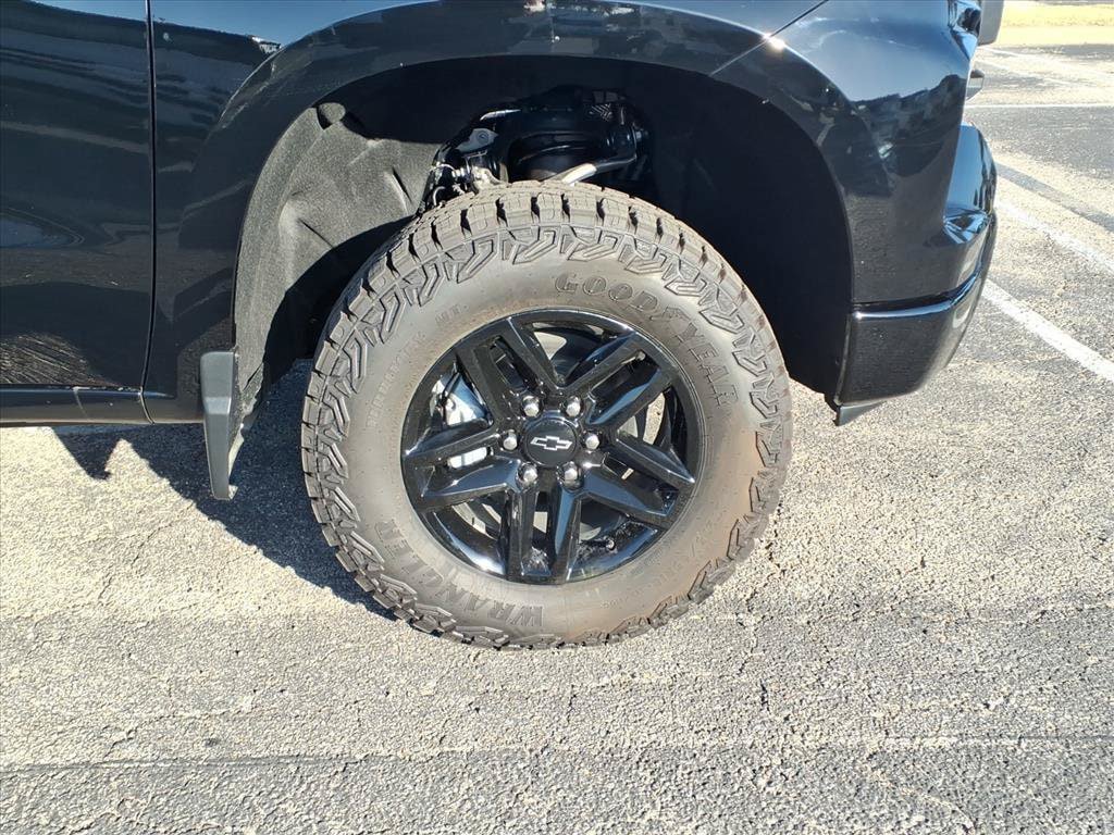 New 2026 Chevrolet Silverado 1500 Custom Trail Boss AWD/4WD image 11