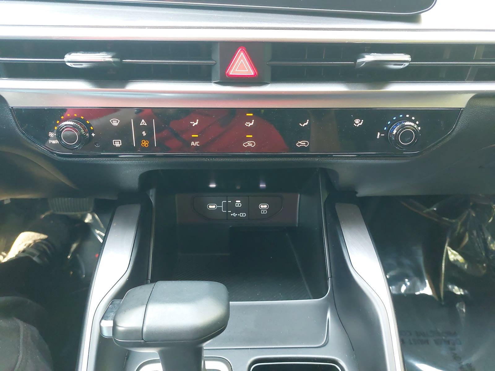 New 2026 Kia Sorento LX FWD image 22
