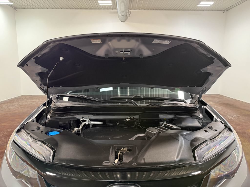 Used 2022 Honda Pilot Sport image 19