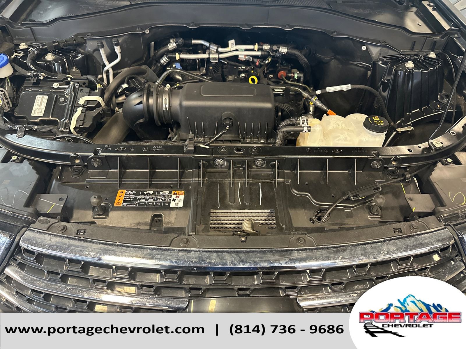 Used 2024 Ford Explorer XLT w/ Equipment Group 202A image 23