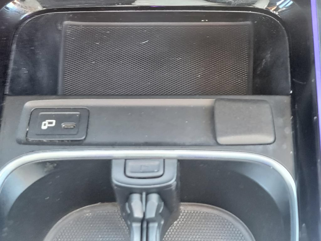 Used 2022 Mercedes-Benz GLA 250 4MATIC image 25