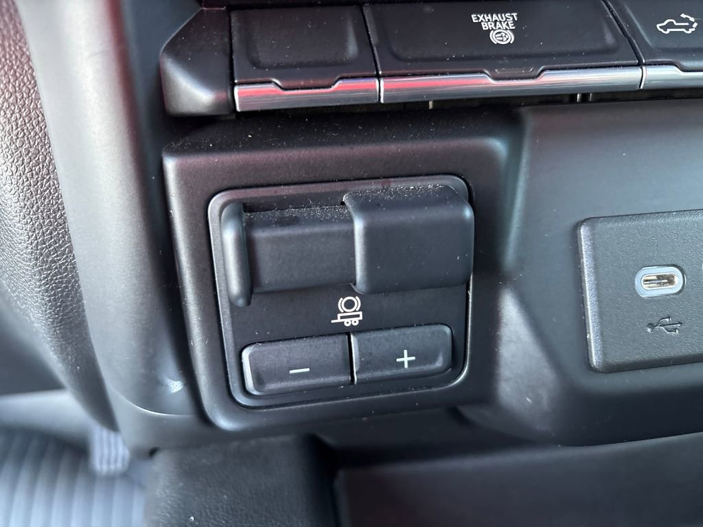 Certified 2022 Chevrolet Silverado 2500 LTZ image 28