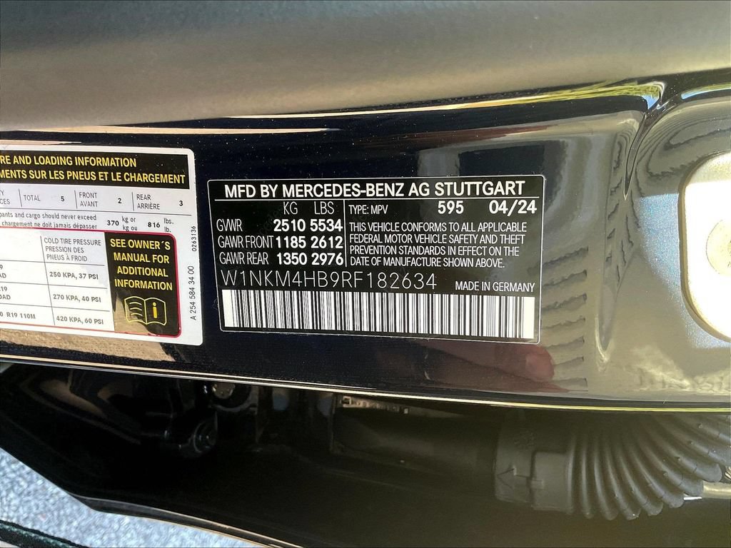 Used 2024 Mercedes-Benz GLC 300 4MATIC image 6
