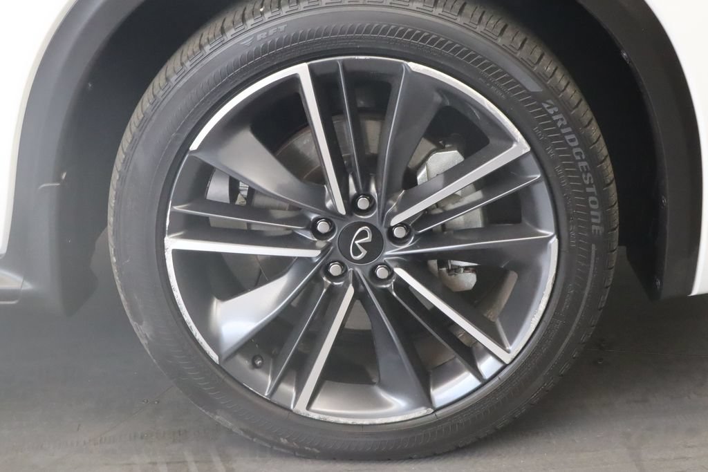 Used 2023 INFINITI QX50 Sport AWD/4WD image 10