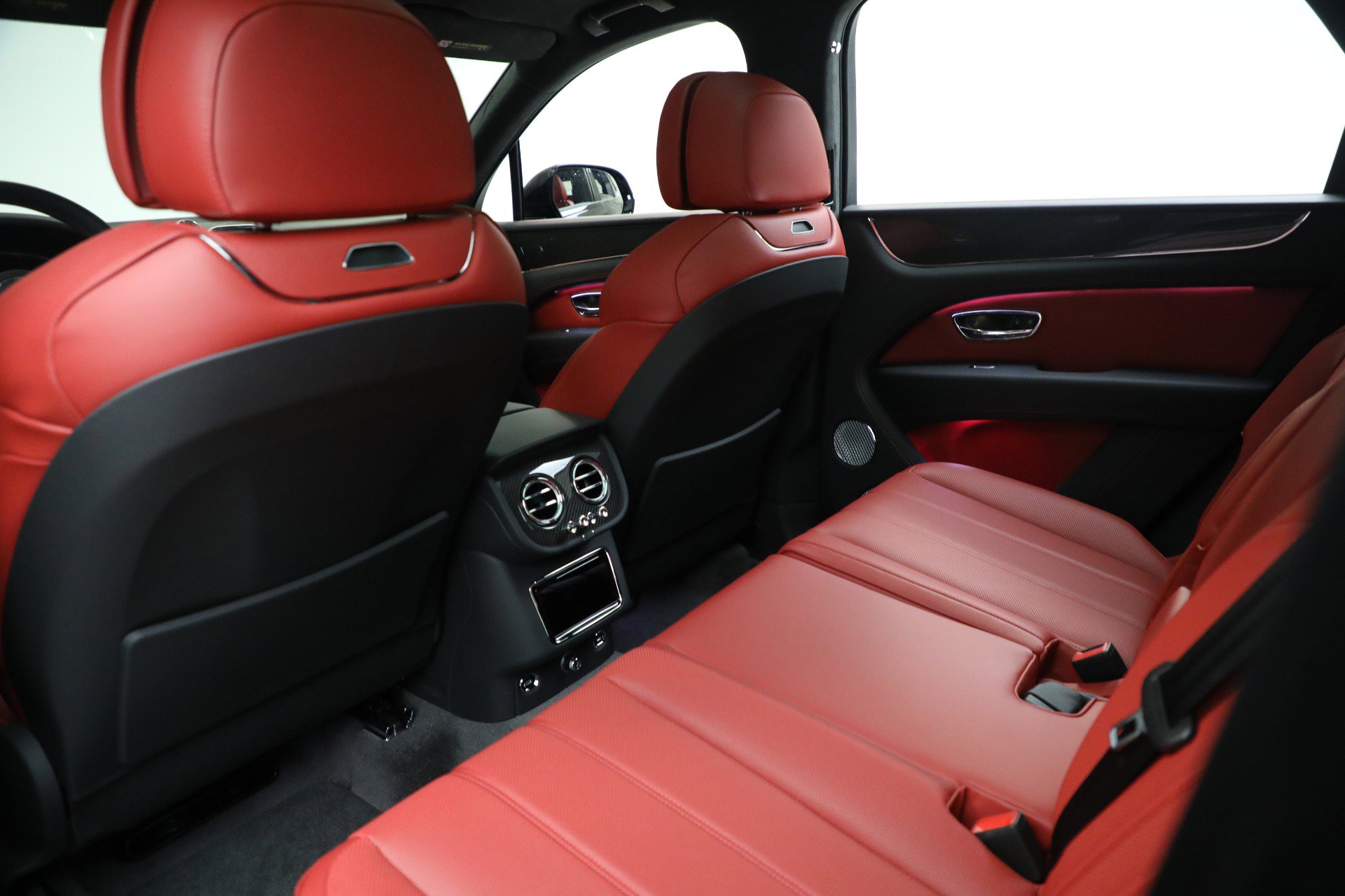 New 2025 Bentley Bentayga image 22