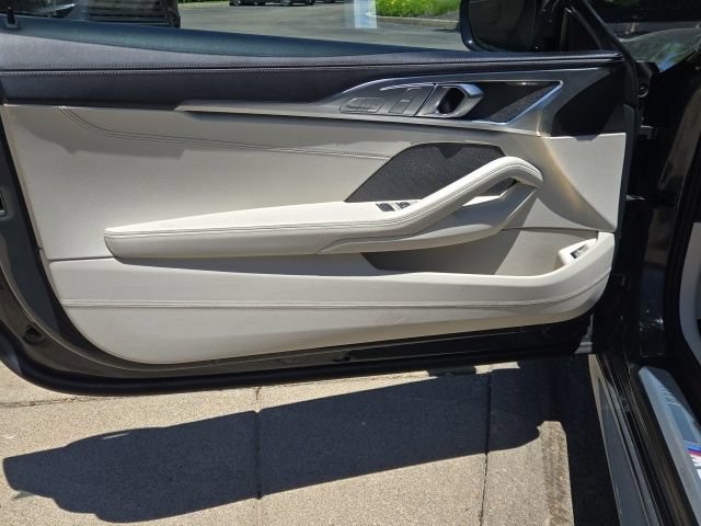 Used 2023 BMW M850i xDrive Convertible AWD/4WD image 12
