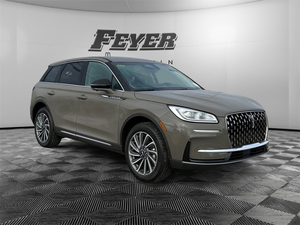 Used 2025 Lincoln Corsair Reserve image 7