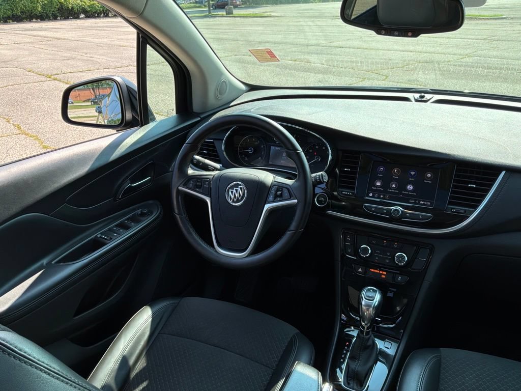 Used 2021 Buick Encore Preferred w/ Safety Package II AWD/4WD image 37