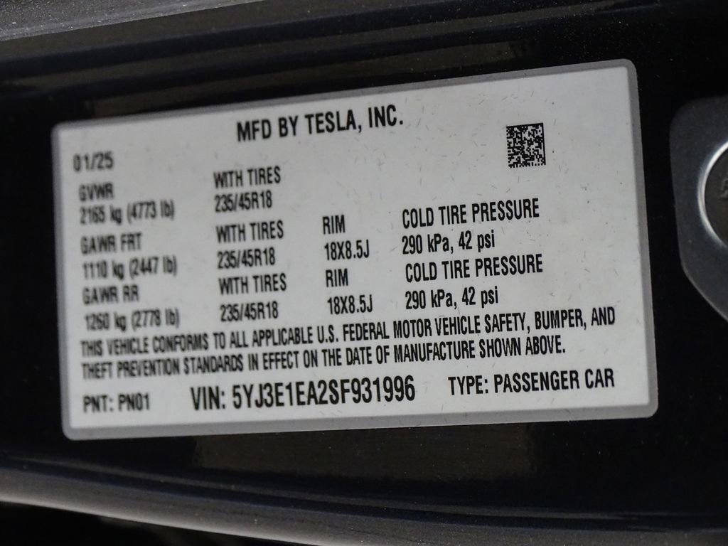 Used 2025 Tesla Model 3 Long Range image 18