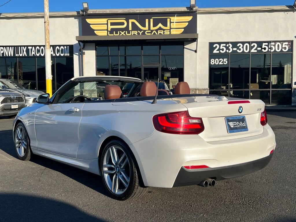 Used 2016 BMW 228i Convertible image 11