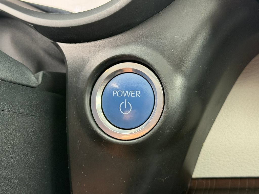 Used 2024 Toyota Sienna XLE AWD/4WD image 39