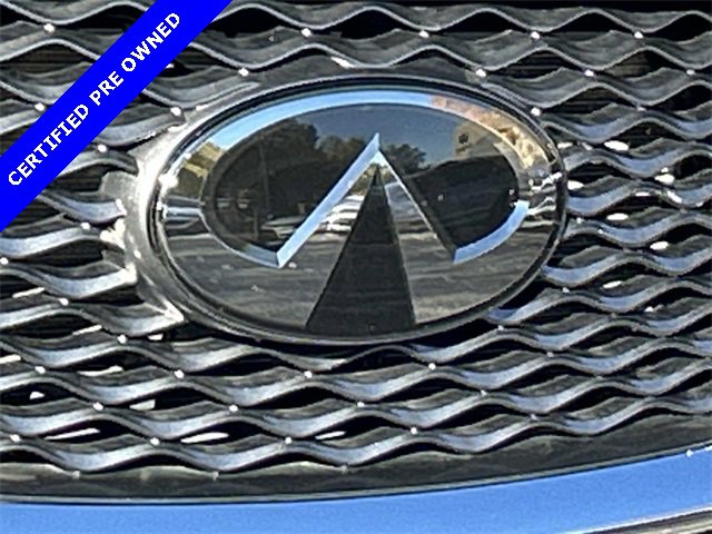 Certified 2025 INFINITI QX50 Luxe image 10