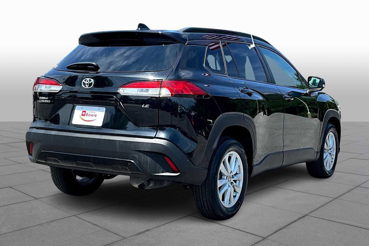 Used 2022 Toyota Corolla Cross LE FWD image 13