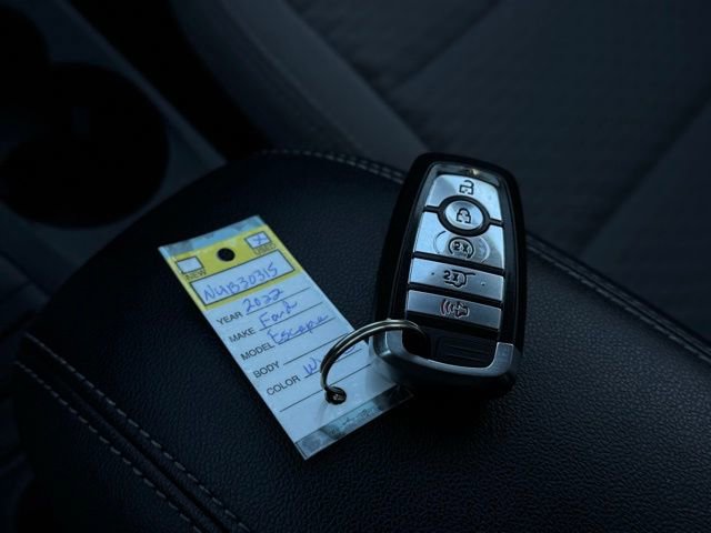 Used 2022 Ford Escape SE w/ Convenience Package image 39