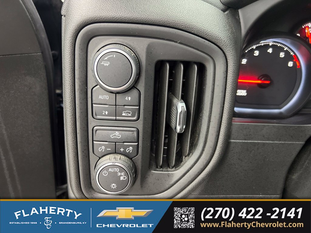 Used 2020 Chevrolet Silverado 1500 W/T w/ Trailering Package AWD/4WD image 21