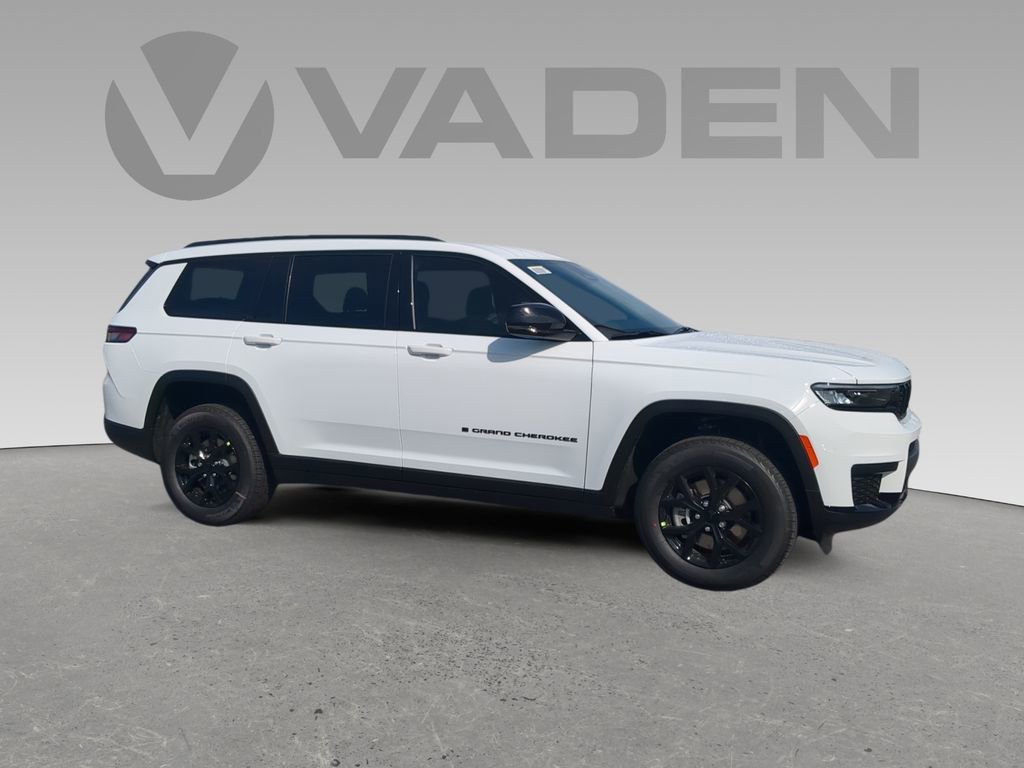 New 2025 Jeep Grand Cherokee L Laredo