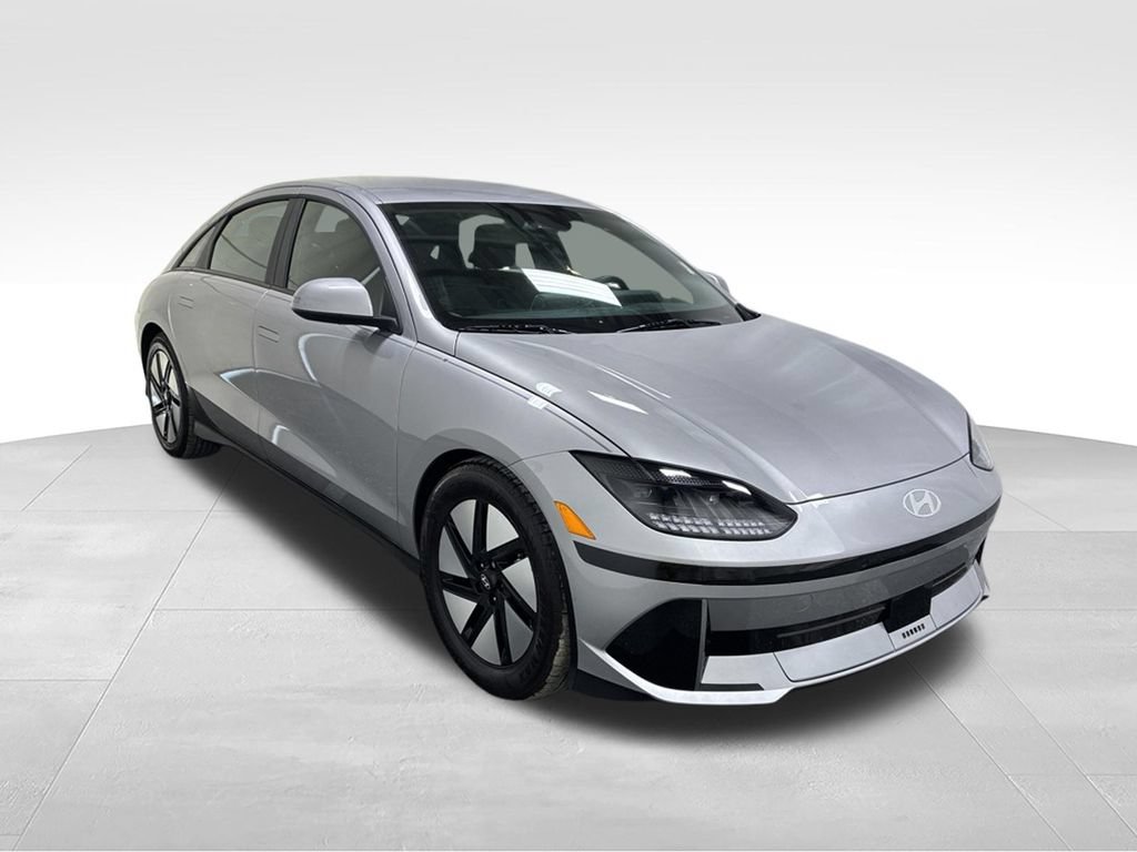 Used 2024 Hyundai Ioniq 6 SE RWD image 3