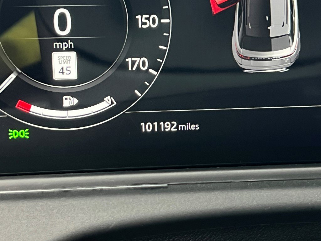 Used 2018 Land Rover Range Rover Velar S image 28