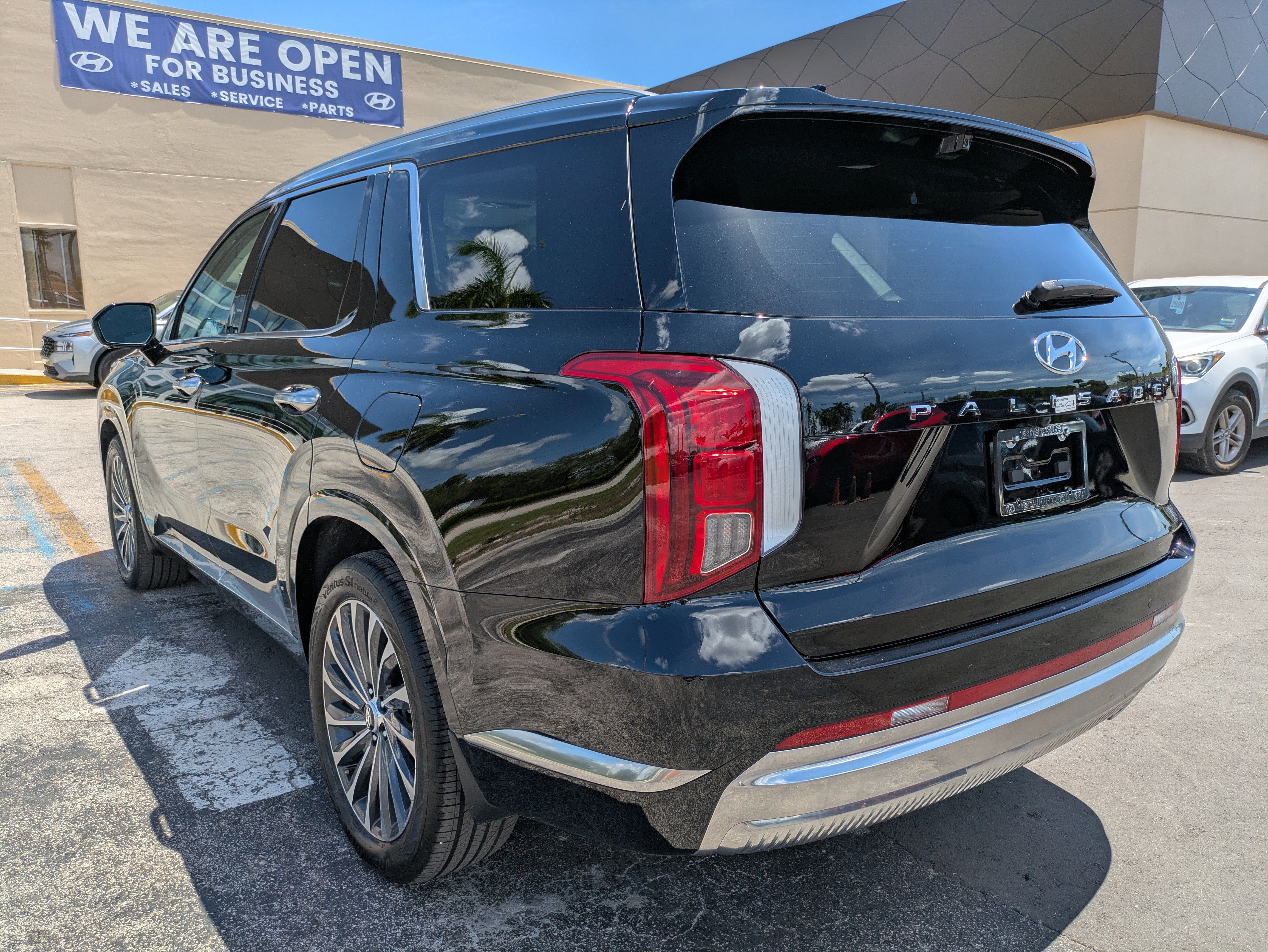 New 2025 Hyundai Palisade Calligraphy image 6