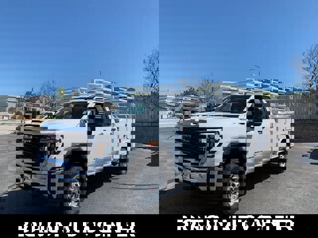 New 2025 GMC Sierra 2500 Pro w/ Convenience Package