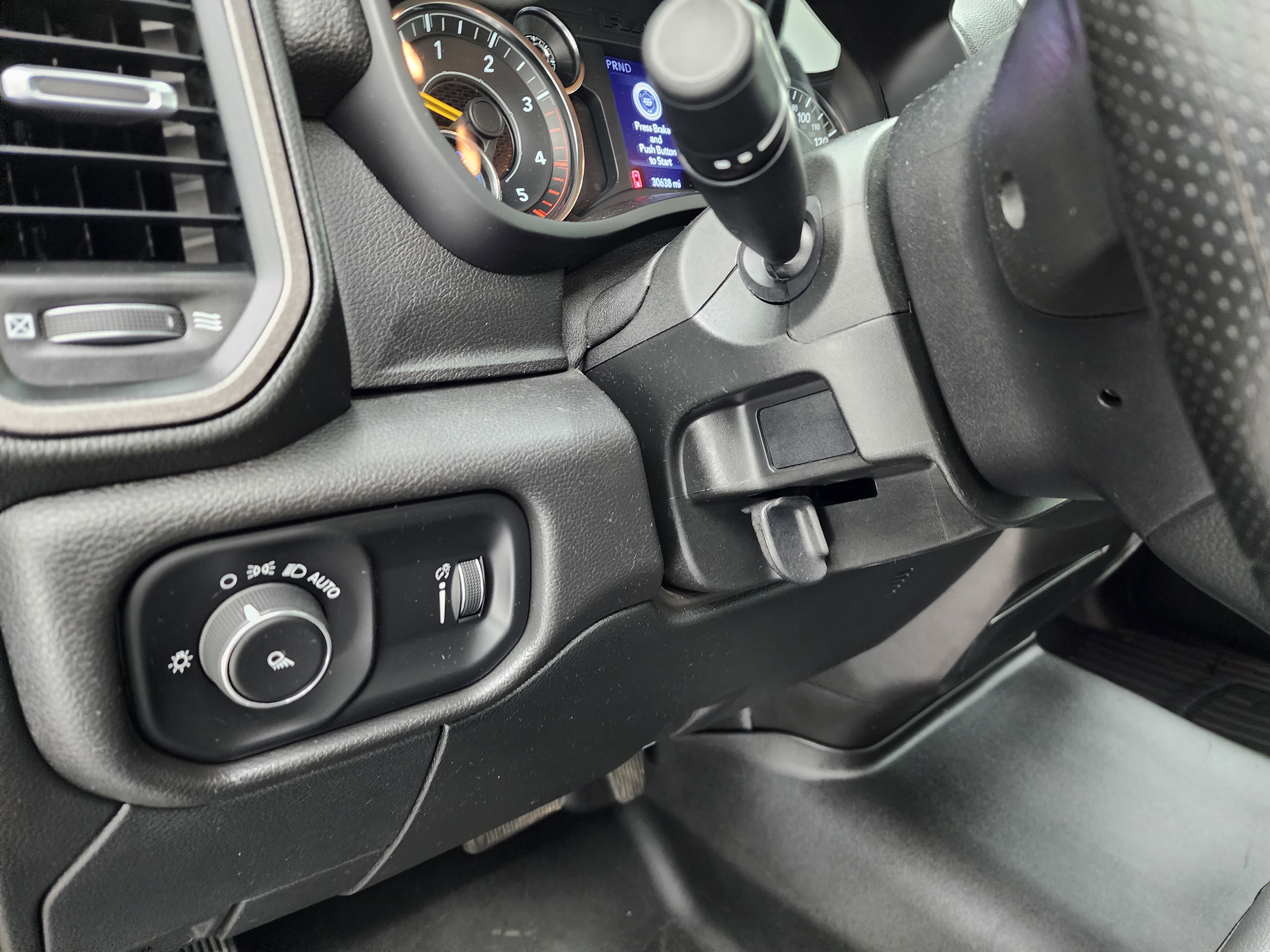 Used 2022 RAM 2500 Tradesman image 34