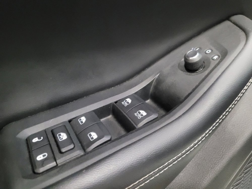 Used 2023 Jeep Grand Cherokee L Laredo w/ Luxury Tech Group I AWD/4WD image 27