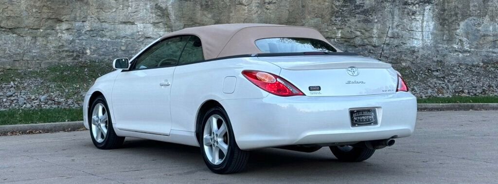 Used 2005 Toyota Solara SE image 3