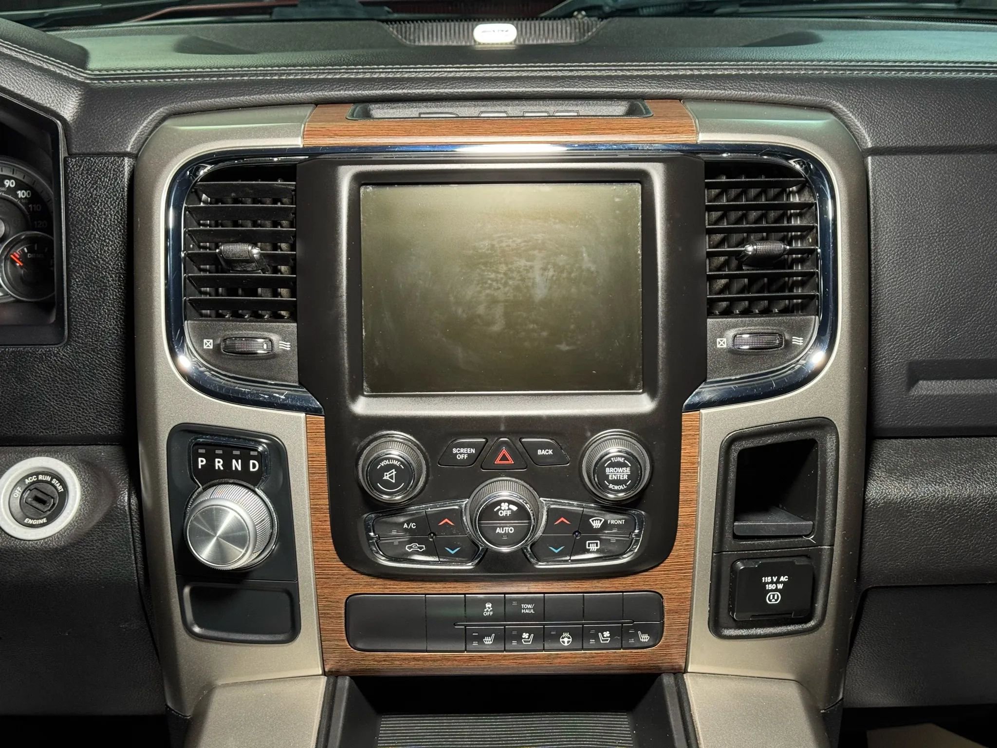 Used 2014 RAM 1500 Laramie image 27