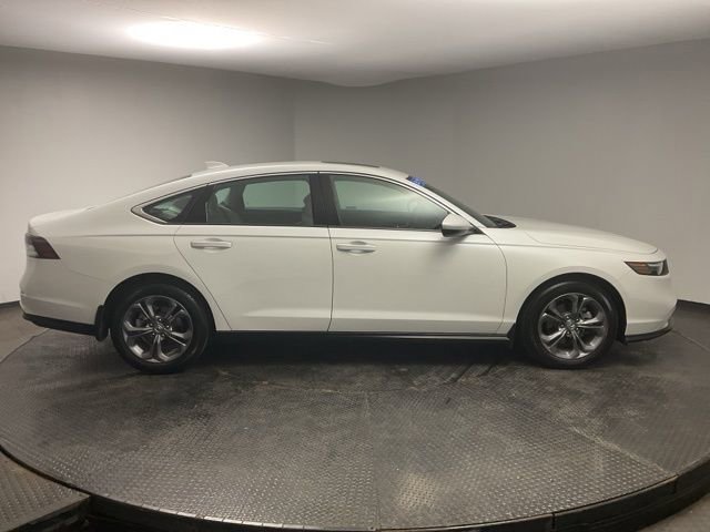 Certified 2024 Honda Accord EX image 8