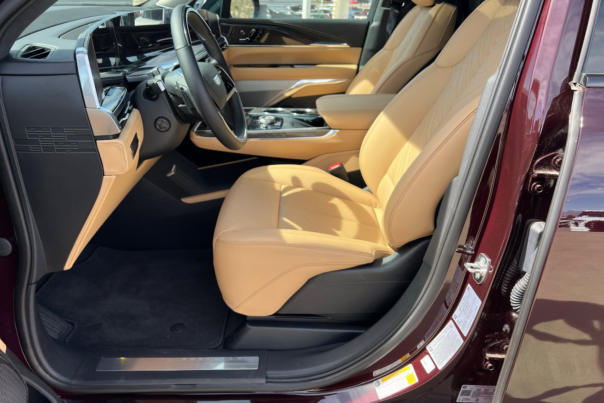 New 2025 Cadillac Escalade IQ Luxury 2 image 18