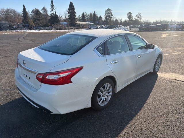 Used 2017 Nissan Altima 2.5 S w/ Power Driver Seat Package image 5