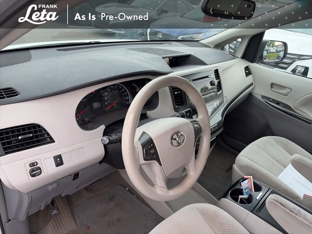 Used 2014 Toyota Sienna LE FWD image 9
