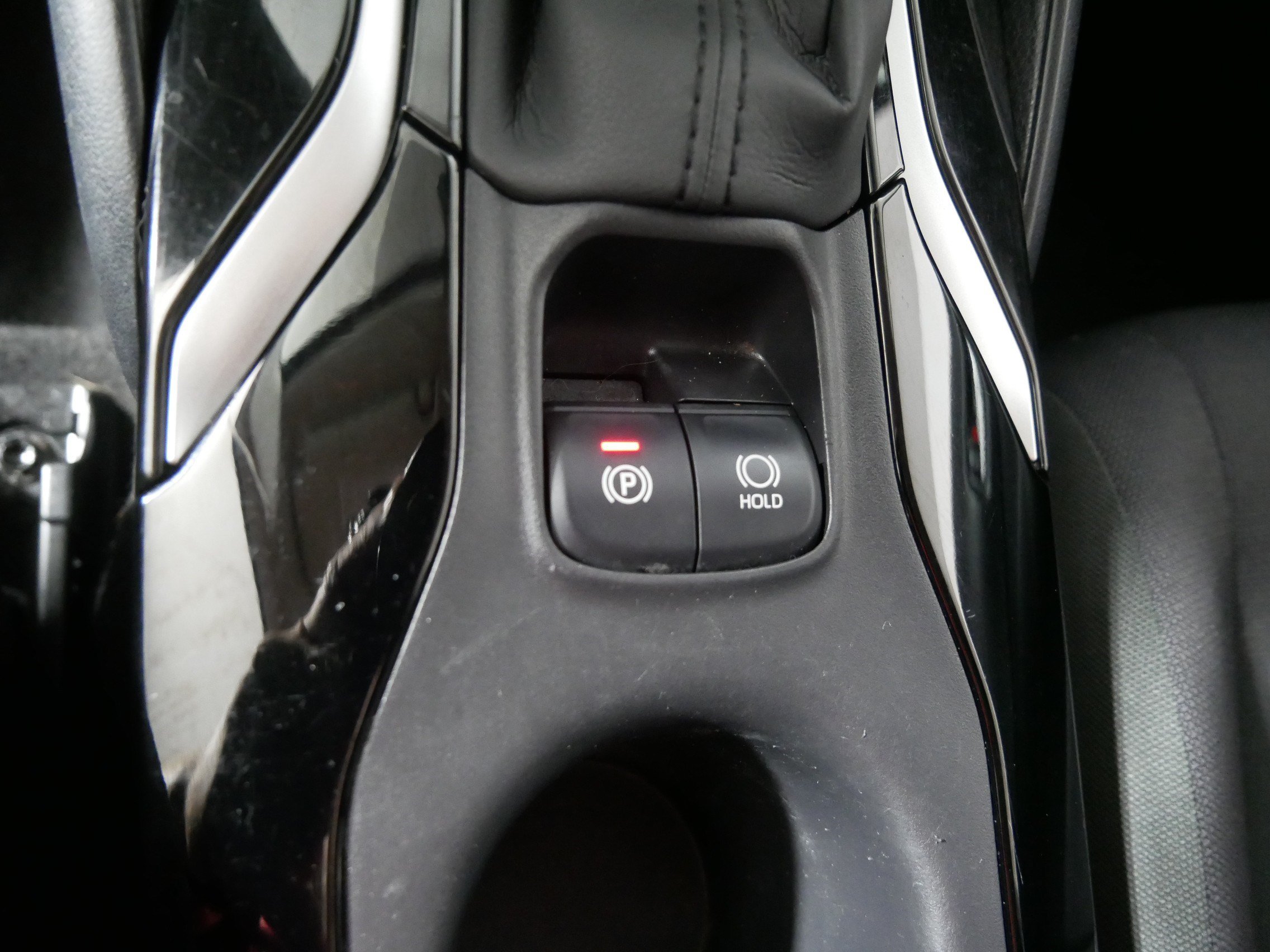 Used 2021 Toyota Corolla LE FWD image 29