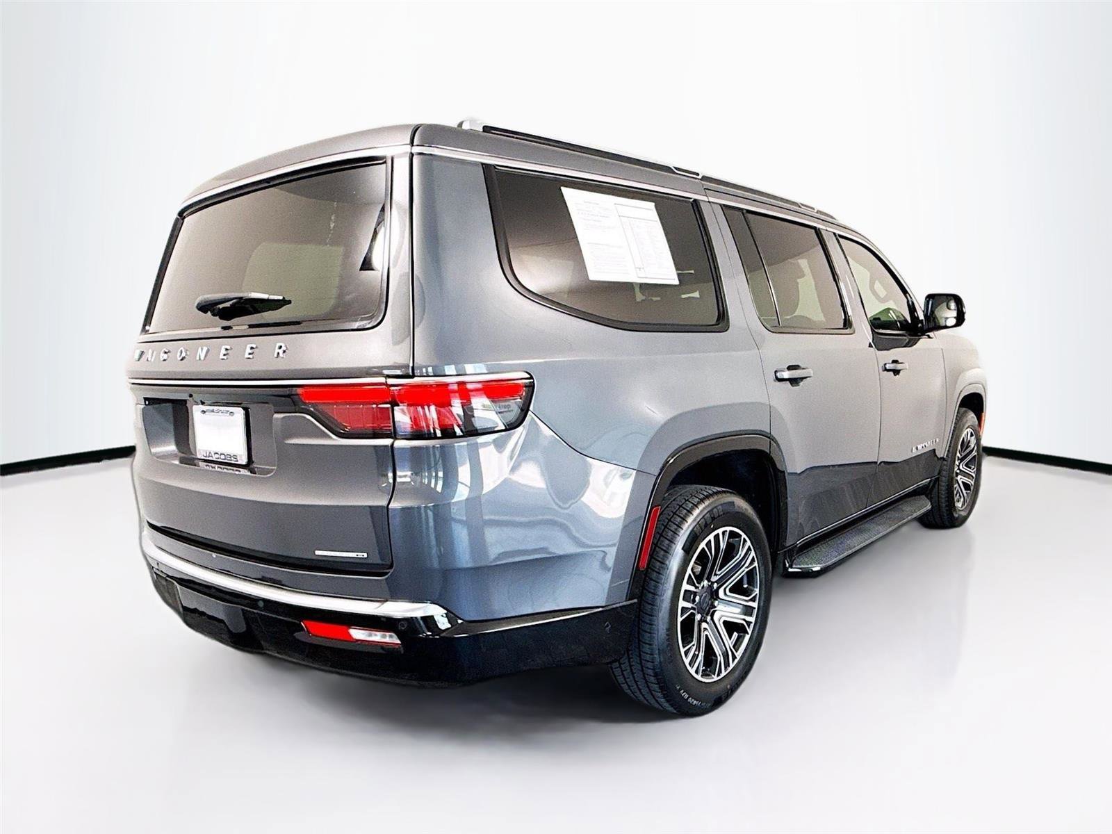 Used 2022 Jeep Wagoneer Series III w/ Convenience Group I RWD image 43