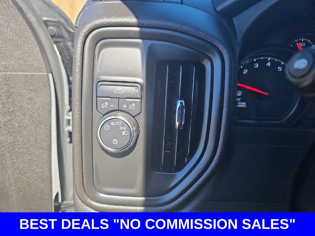 Used 2024 Chevrolet Silverado 1500 Custom RWD image 25